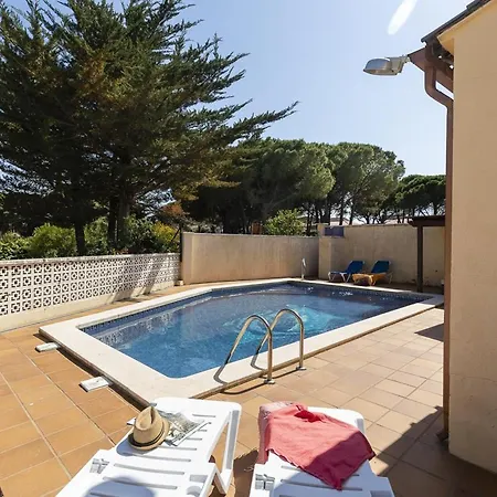 Casa Familiar Con Piscina Privada, Aire Acondicionado Y Cerca De La Playa - Es-325-33 Holiday home Torroella De Montgri
