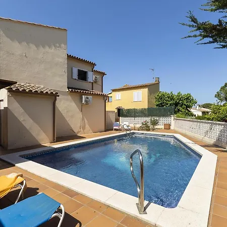 Casa Familiar Con Piscina Privada, Aire Acondicionado Y Cerca De La Playa - Es-325-33 * Torroella De Montgri