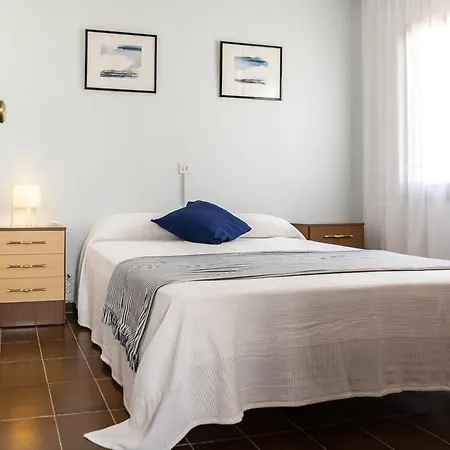 Casa Familiar Con Piscina Privada, Aire Acondicionado Y Cerca De La Playa - Es-325-33 * Torroella De Montgri