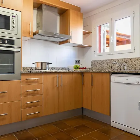 Casa Familiar Con Piscina Privada, Aire Acondicionado Y Cerca De La Playa - Es-325-33 Nyaraló Torroella de Montgrí