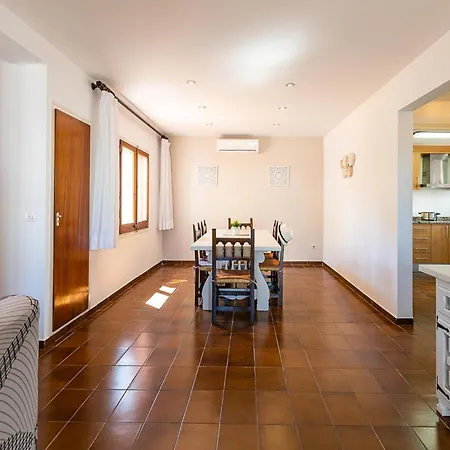 Casa Familiar Con Piscina Privada, Aire Acondicionado Y Cerca De La Playa - Es-325-33 * Torroella De Montgri
