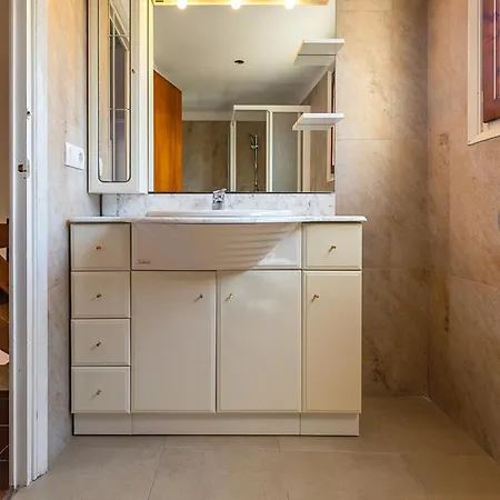 Casa Familiar Con Piscina Privada, Aire Acondicionado Y Cerca De La Playa - Es-325-33 Torroella De Montgri