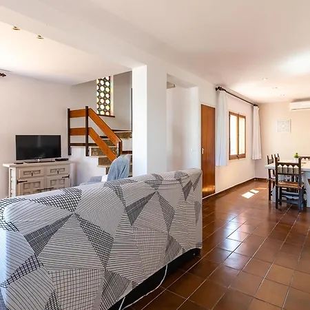 Holiday home Casa Familiar Con Piscina Privada, Aire Acondicionado Y Cerca De La Playa - Es-325-33 Torroella De Montgri